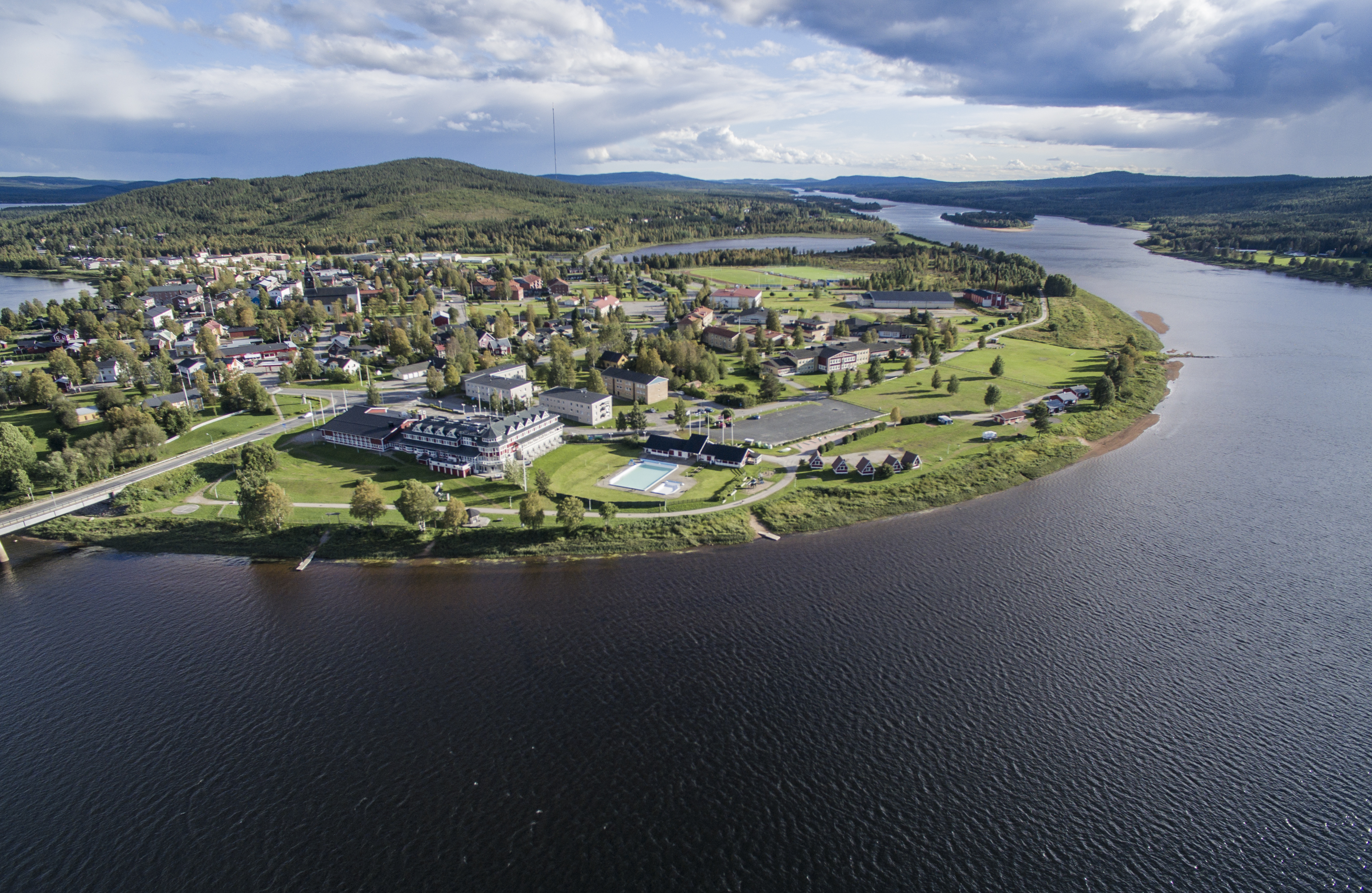 Walk along Strandpromenaden