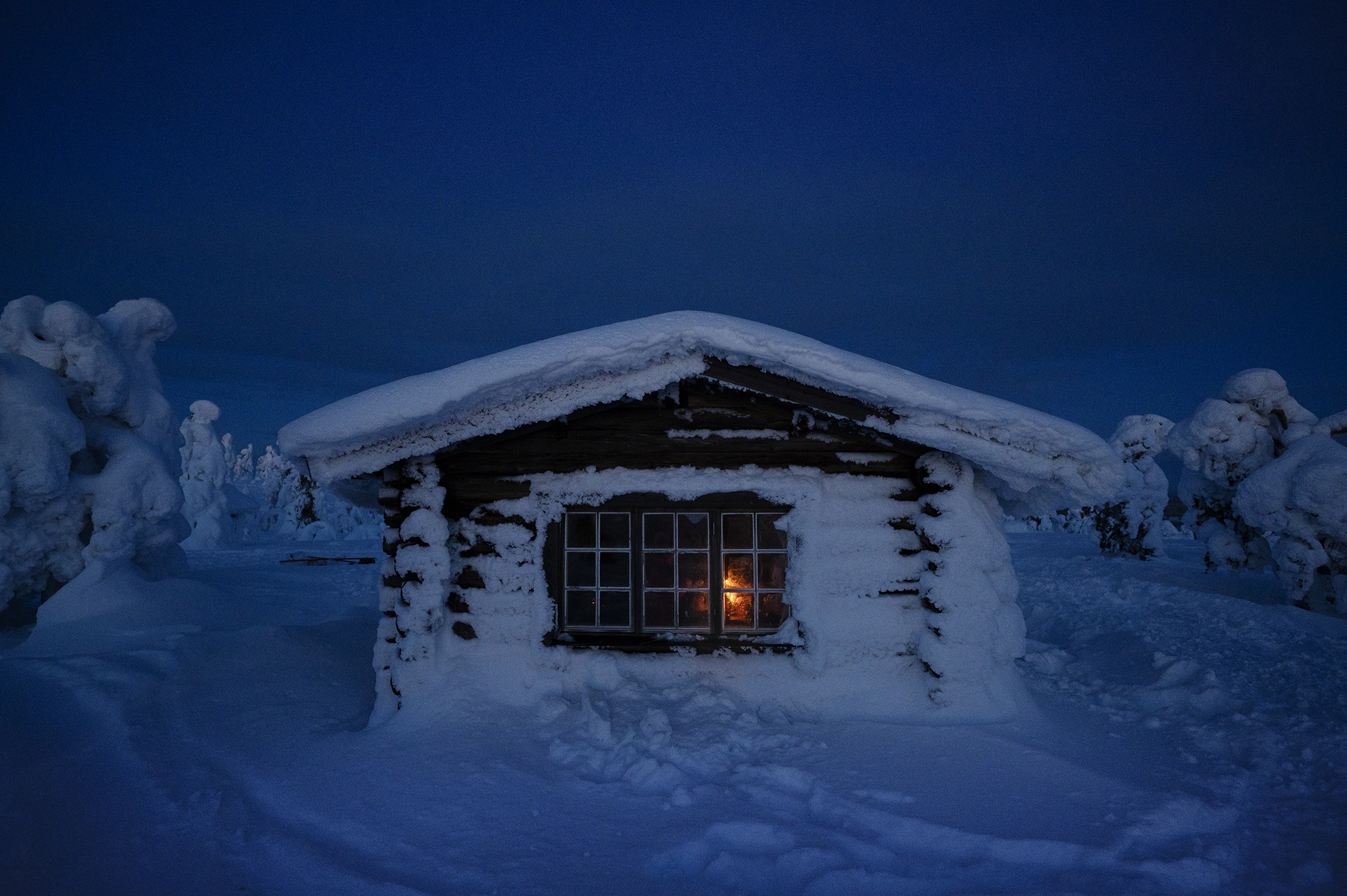 Experience the midwinter darkness